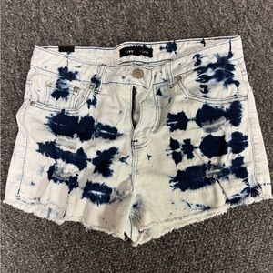 Almost Famous White & Navy Tie-Dye acid wash distressed Denim Cutoff Shorts